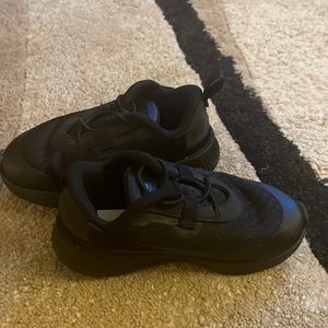 Toddler 9c only worn a few times